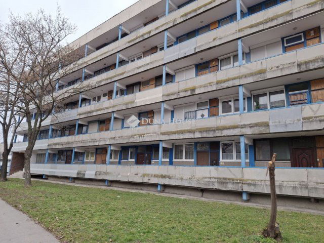 Eladó téglalakás, XIX. kerületben, Arany János utcában