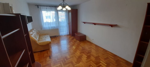 Eladó panellakás, Debrecenben, Vezér utcában 55 M Ft, 3 szobás