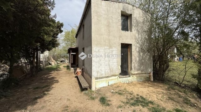 Eladó családi ház, Gyömrőn 25 M Ft, 1 szobás