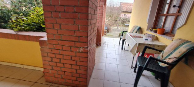 Eladó családi ház, Nagykarácsonyon 39 M Ft, 3 szobás
