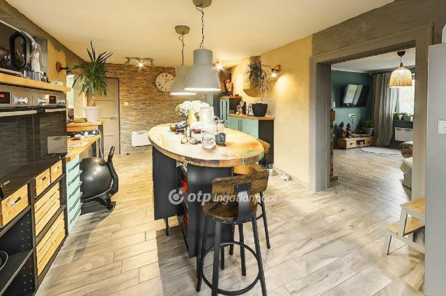 Eladó családi ház, Nagytályán 75.9 M Ft, 4 szobás