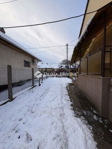 Eladó családi ház, Gyálon 129.9 M Ft, 5 szobás