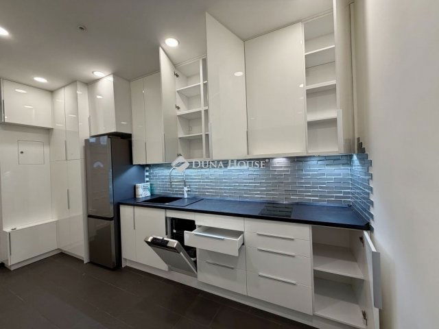 Eladó téglalakás, Budapesten, XIII. kerületben 75 M Ft, 1 szobás