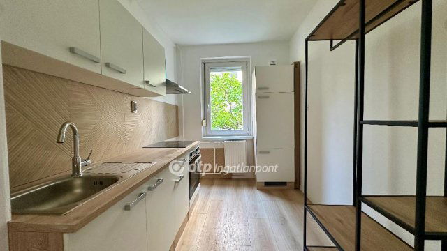 Eladó panellakás, Budapesten, IV. kerületben 75.9 M Ft
