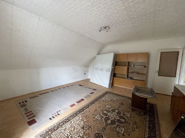 Kiadó családi ház, albérlet, Kecskeméten 180 E Ft / hó