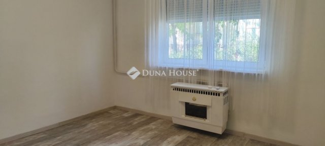 Eladó családi ház, Budapesten, XX. kerületben 44.9 M Ft