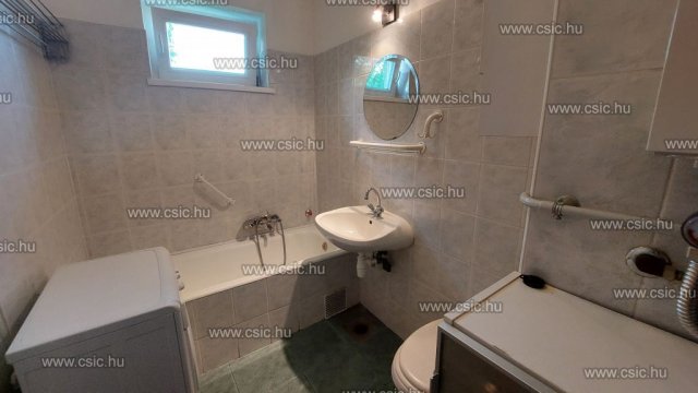 Kiadó téglalakás, albérlet, Budapesten, XII. kerületben