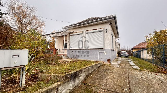 Kiadó családi ház, albérlet, Tökölön 250 E Ft / hó, 3 szobás