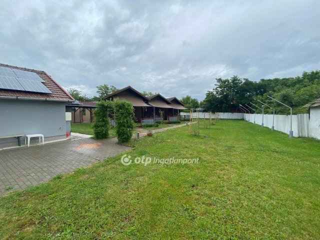 Eladó hotel, Abádszalókban 130 M Ft / költözzbe.hu