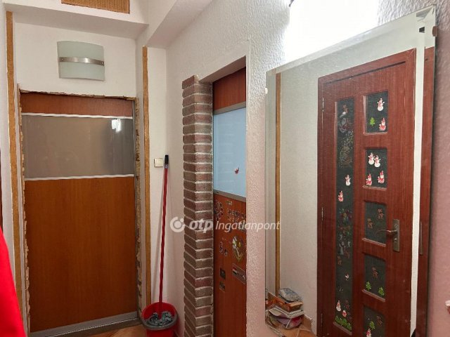 Eladó téglalakás, Budapesten, XX. kerületben 60.69 M Ft