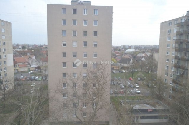 Eladó panellakás, Debrecenben 57.8 M Ft, 3 szobás