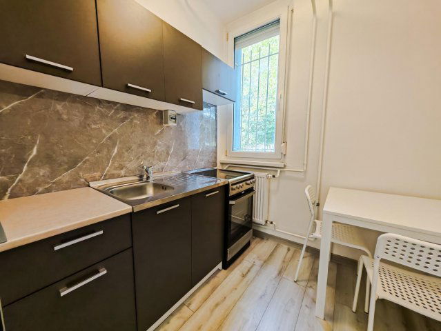 Kiadó téglalakás, albérlet, Tatabányán 120 E Ft / hó