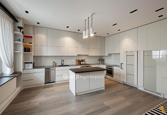 Eladó családi ház, Berettyóújfaluban 37.9 M Ft, 4 szobás