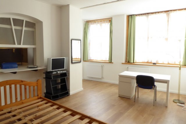 Kiadó téglalakás, albérlet, Pécsett, Majorossy Imre utcában