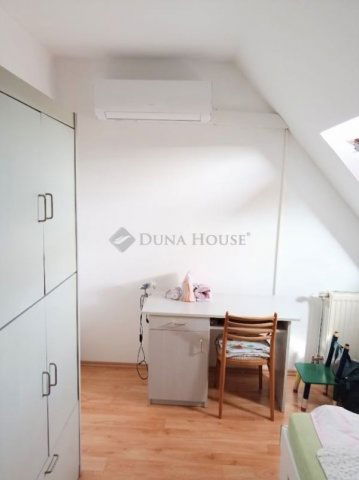 Eladó téglalakás, Zalaegerszegen 59 M Ft, 5+1 szobás