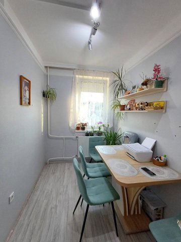Eladó panellakás, Salgótarjánban 18.99 M Ft, 2+1 szobás