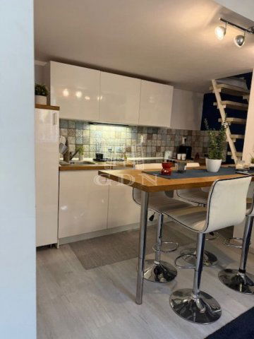 Eladó téglalakás, Budapesten, VII. kerületben 42 M Ft, 1 szobás