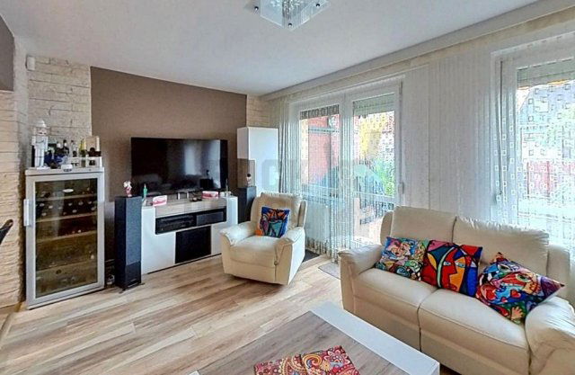 Eladó sorház, Budapesten, XV. kerületben 169.9 M Ft, 4+2 szobás