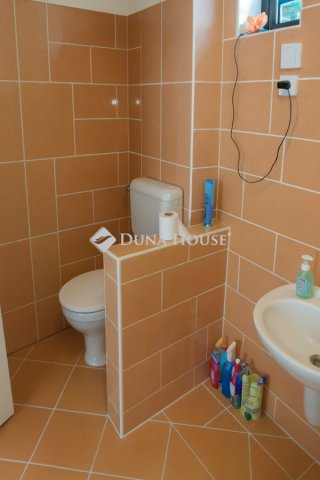 Eladó családi ház, Pilisen 79.99 M Ft, 3 szobás