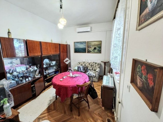 Eladó családi ház, Sándorfalván 65 M Ft, 4 szobás