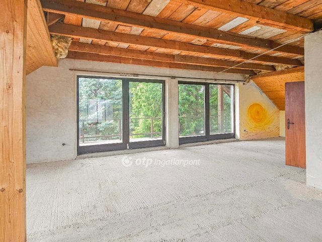 Eladó családi ház, Székesfehérvárott 129 M Ft, 7 szobás