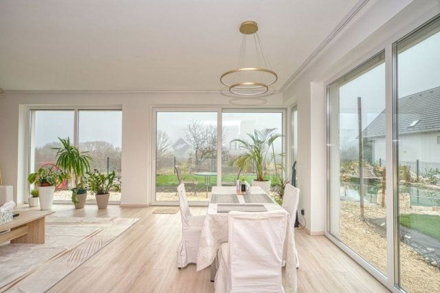 Eladó ikerház, Solymáron 223 M Ft, 4 szobás