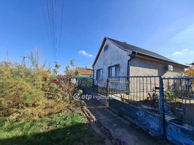 Eladó családi ház, Berettyóújfaluban 20.3 M Ft, 1+1 szobás