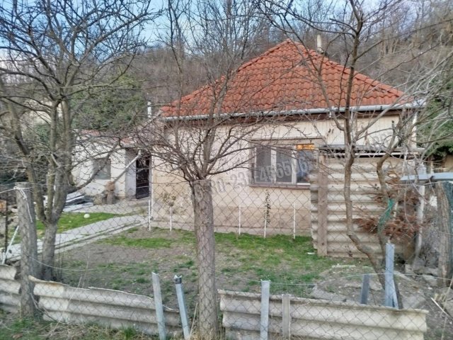 Eladó családi ház, Ostoroson 12.9 M Ft, 2 szobás