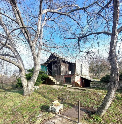 Eladó nyaraló, Tatabányán 11.5 M Ft, 1 szobás