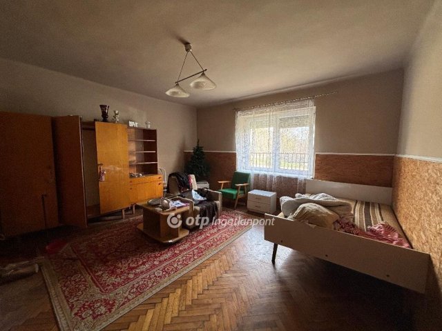 Eladó családi ház, Vanyolán 15 M Ft, 3 szobás