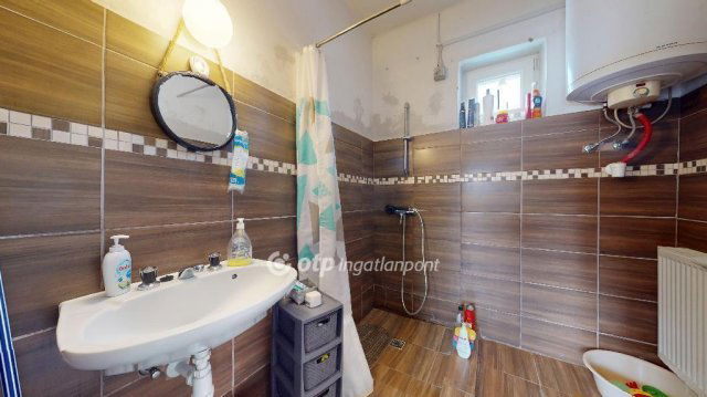 Eladó családi ház, Hejőkeresztúron 38.5 M Ft, 3 szobás