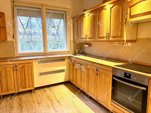 Eladó téglalakás, Tatabányán 41.49 M Ft, 3 szobás