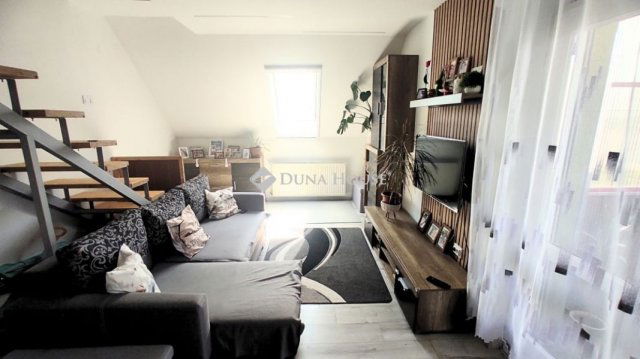 Eladó téglalakás, Debrecenben 91.9 M Ft, 4 szobás