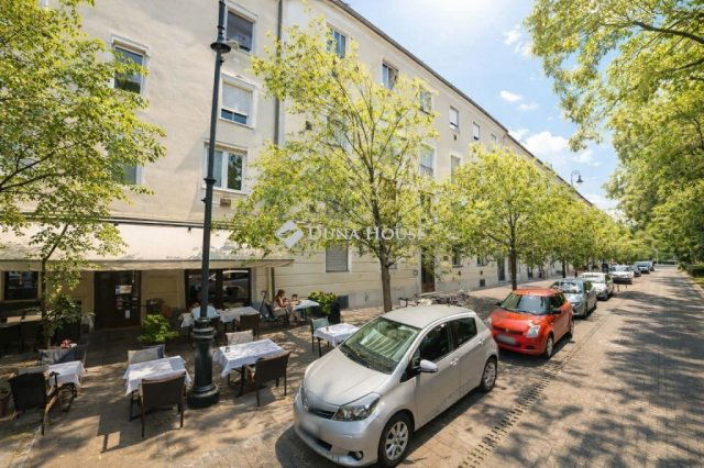 Eladó garázs, Kecskeméten 5 M Ft / költözzbe.hu