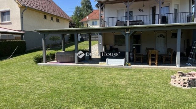 Eladó családi ház, Csatáron 98.5 M Ft, 2+3 szobás