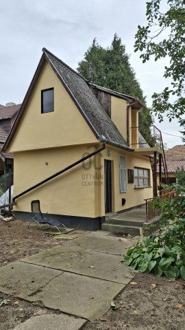 Eladó családi ház, Pécsett 48 M Ft, 4 szobás