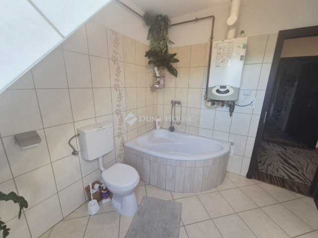 Eladó sorház, Üllőn 124.8 M Ft, 2 szobás / költözzbe.hu