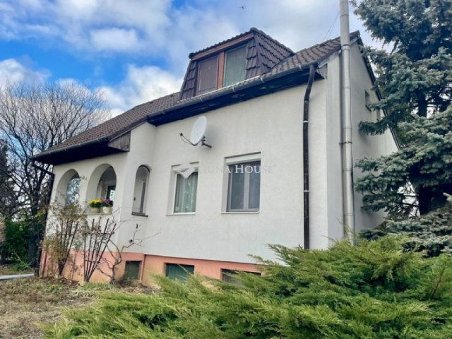 Eladó családi ház, Csókakőn, Nagysalló utcában 89.5 M Ft