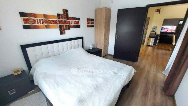 Eladó családi ház, Szentendrén 159.9 M Ft, 4+1 szobás