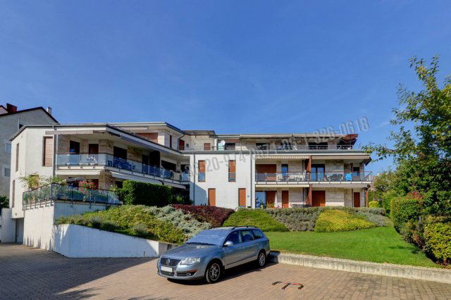 Eladó téglalakás, Balatonfüreden 225 M Ft, 2 szobás