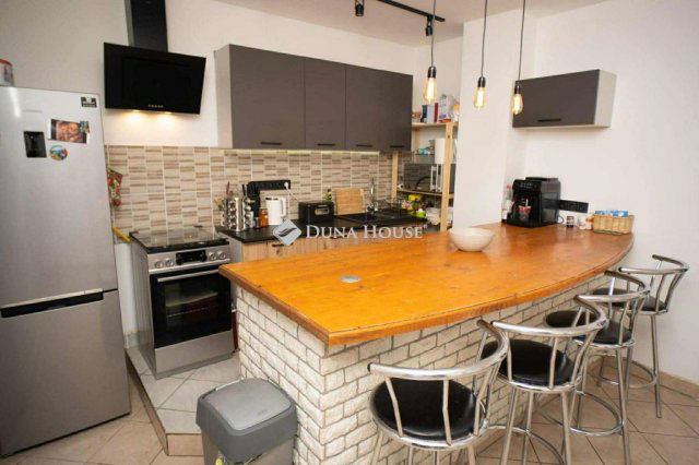 Eladó családi ház, Nyáregyházán 68.9 M Ft, 4 szobás