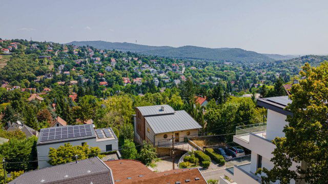 Eladó családi ház, Budapesten, II. kerületben 184.9 M Ft