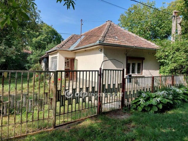 Eladó családi ház, Erdőhorvátiban 14.5 M Ft, 2 szobás