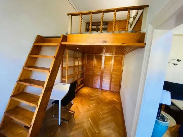 Eladó téglalakás, Budapesten, VI. kerületben, Podmaniczky utcában