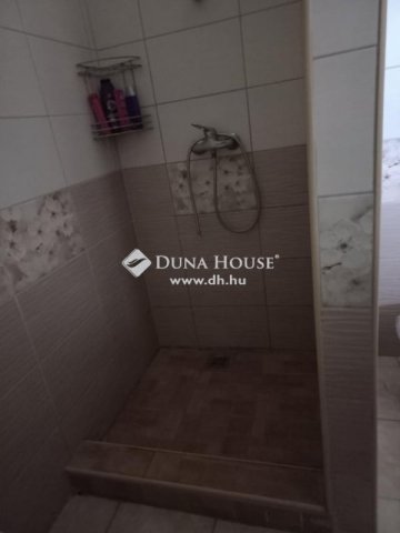 Eladó családi ház, Báron 24.5 M Ft, 4 szobás