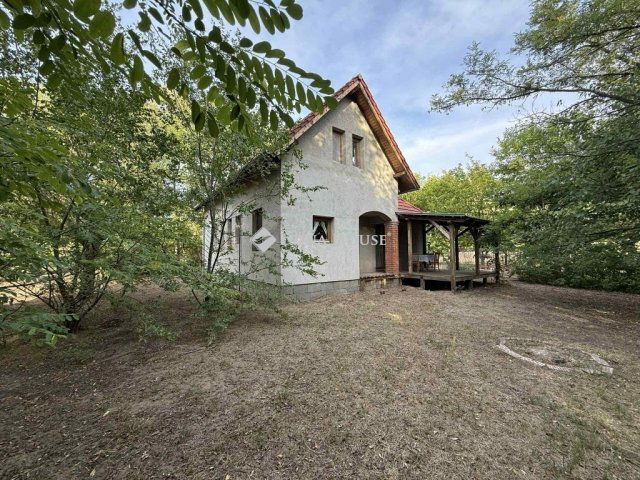 Eladó családi ház, Ballószögön 74.9 M Ft, 4 szobás
