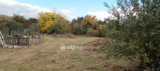 Eladó telek, Martonvásáron 39.9 M Ft / költözzbe.hu