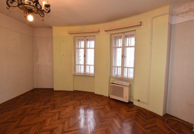 Eladó téglalakás, Debrecenben 68 M Ft, 4+1 szobás