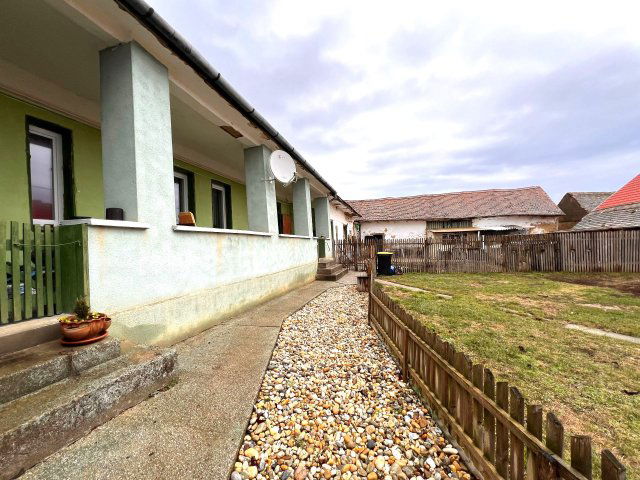 Eladó családi ház, Nagybudméron 29 M Ft, 3 szobás