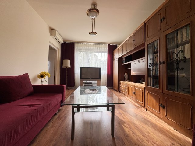 Eladó panellakás, Szegeden 55 M Ft, 3 szobás